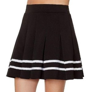 Pleated skirt